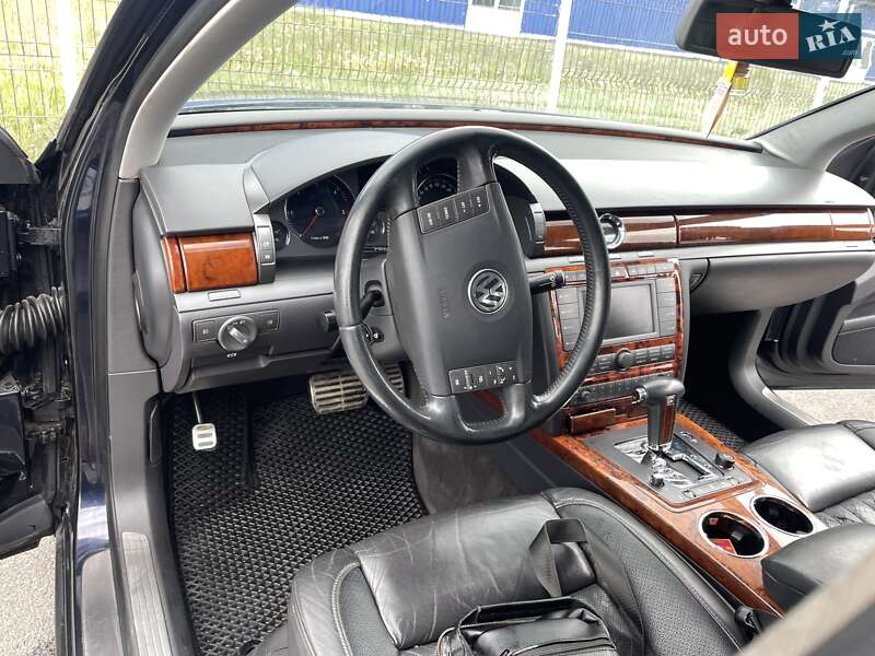 Volkswagen Phaeton 2005