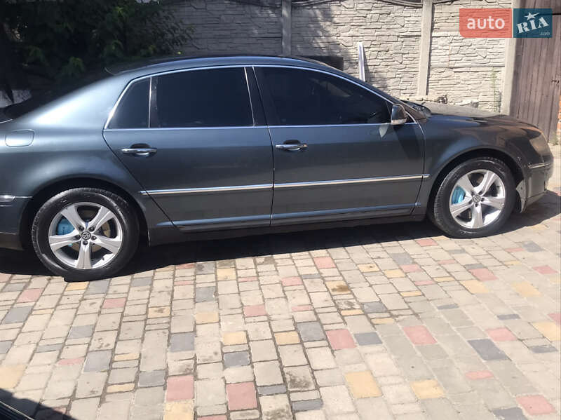 Седан Volkswagen Phaeton 2005 в Луцке