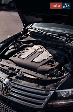 Седан Volkswagen Phaeton 2012 в 