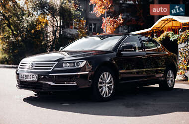 Седан Volkswagen Phaeton 2012 в 