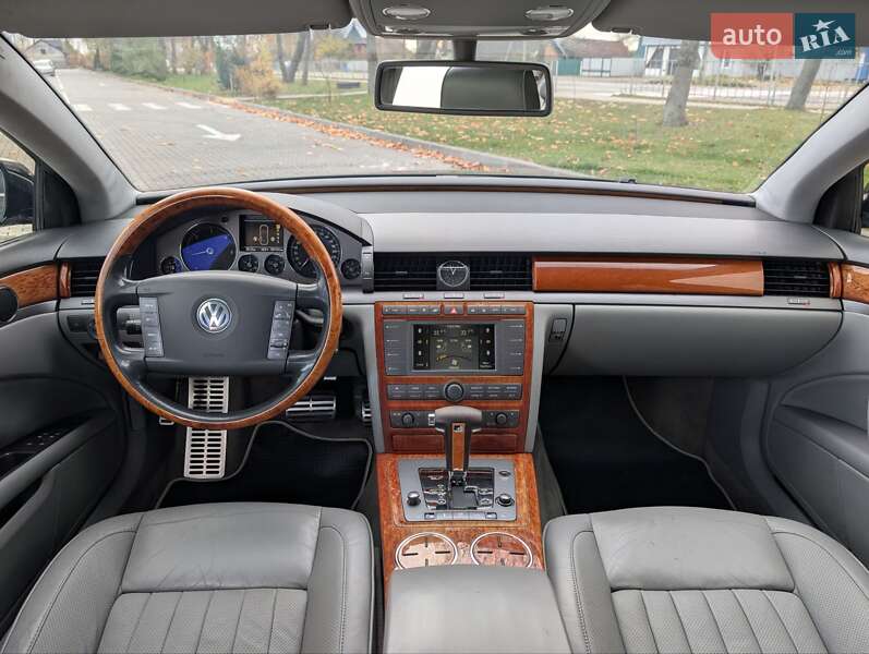 Седан Volkswagen Phaeton 2005 в Коломые