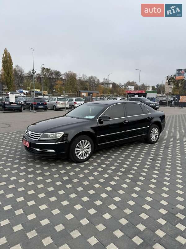 Седан Volkswagen Phaeton 2011 в Полтаве