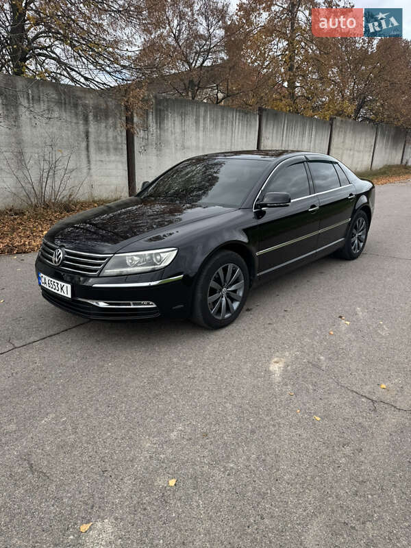 Седан Volkswagen Phaeton 2010 в Умані
