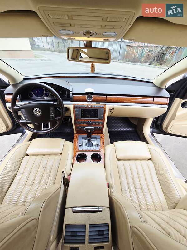 Седан Volkswagen Phaeton 2005 в Одесі