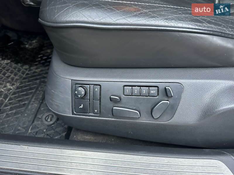 Седан Volkswagen Phaeton 2006 в Києві фото 39 Седан Volkswagen Phaeton 2006 в Києві