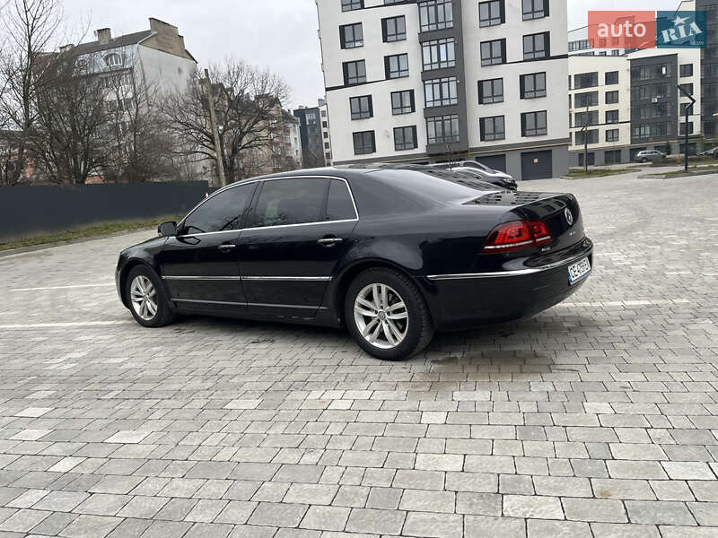 Седан Volkswagen Phaeton 2014 в Івано-Франківську