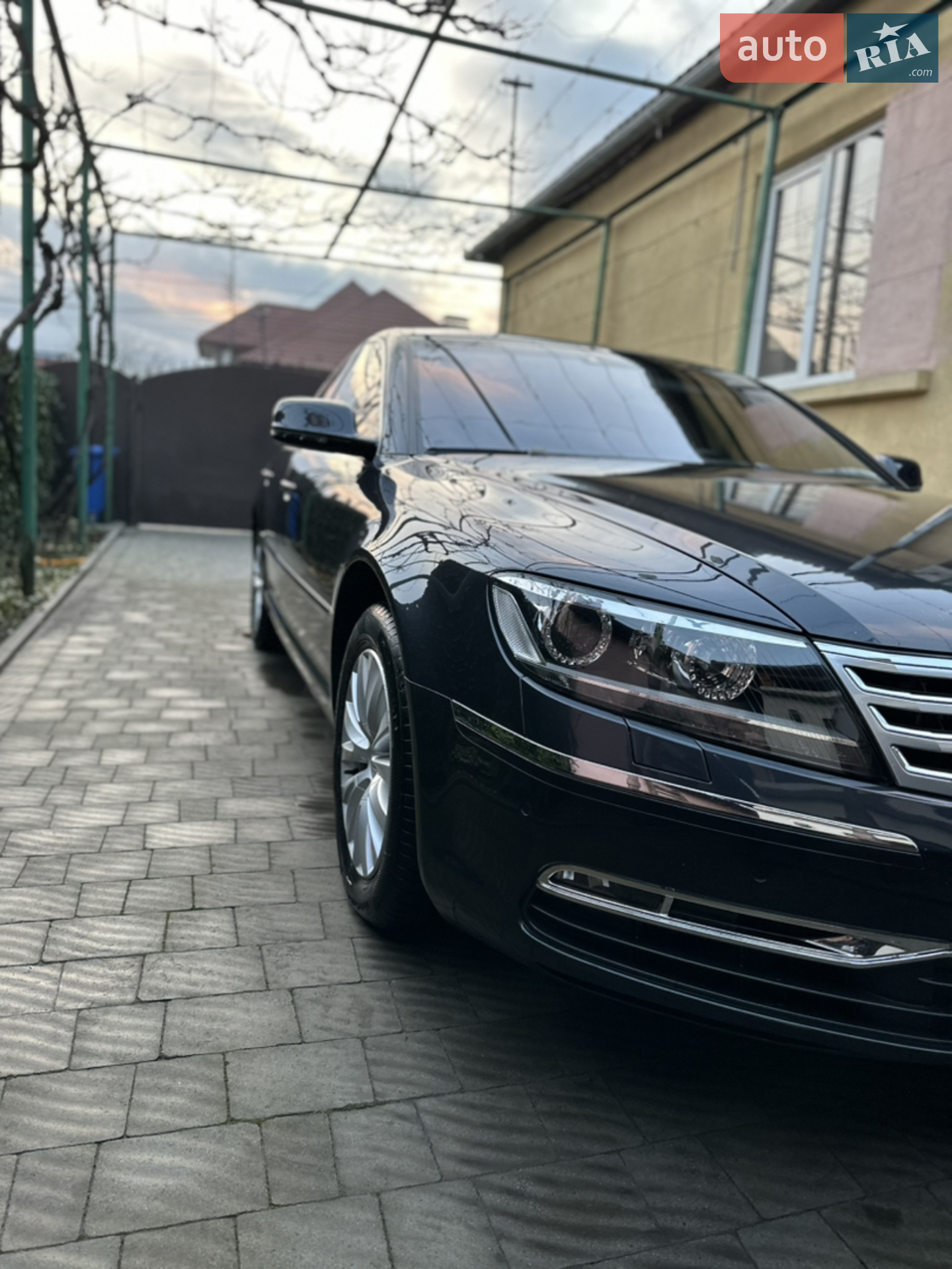 2010 Volkswagen Phaeton - мініатюра 2
