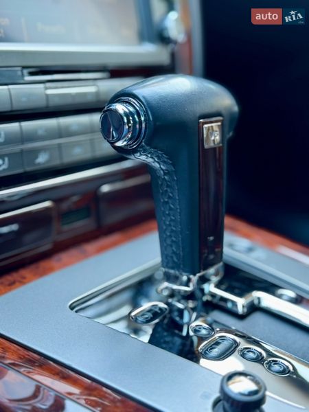 Седан Volkswagen Phaeton 2010 в Мукачево