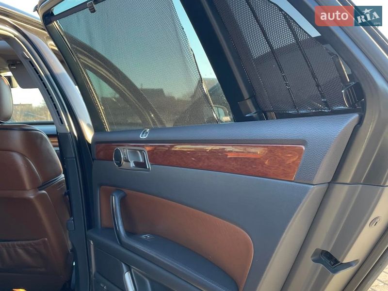 Седан Volkswagen Phaeton 2009 в Николаеве