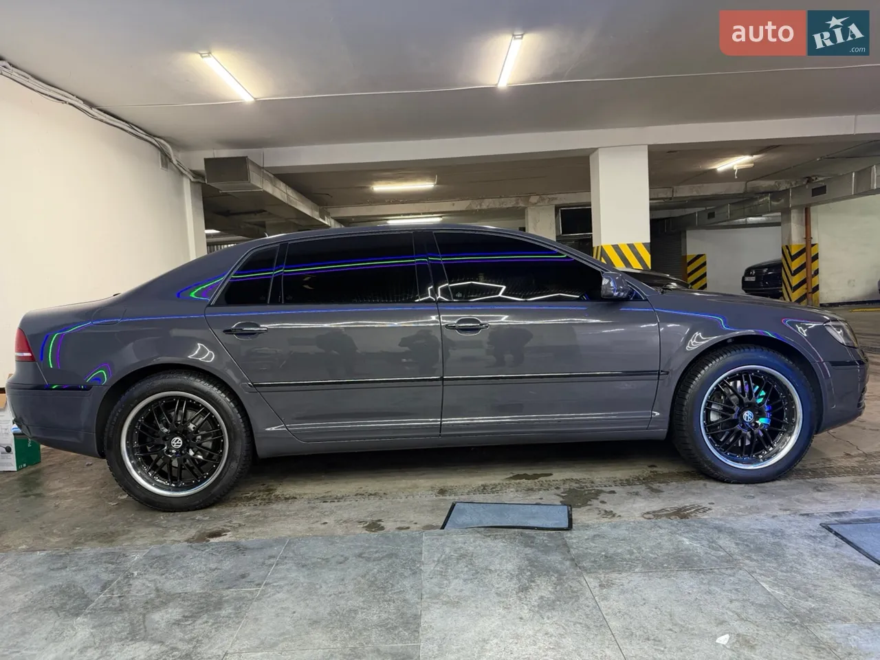 2010 Volkswagen Phaeton - мініатюра 21