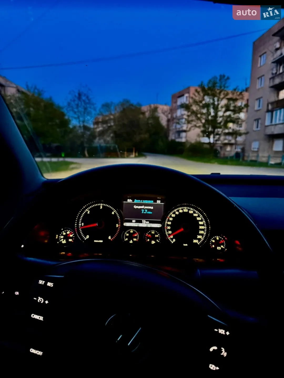 2010 Volkswagen Phaeton - мініатюра 24