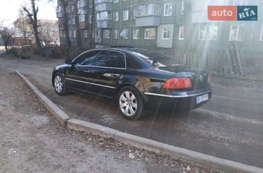 Седан Volkswagen Phaeton 2005 в Киеве