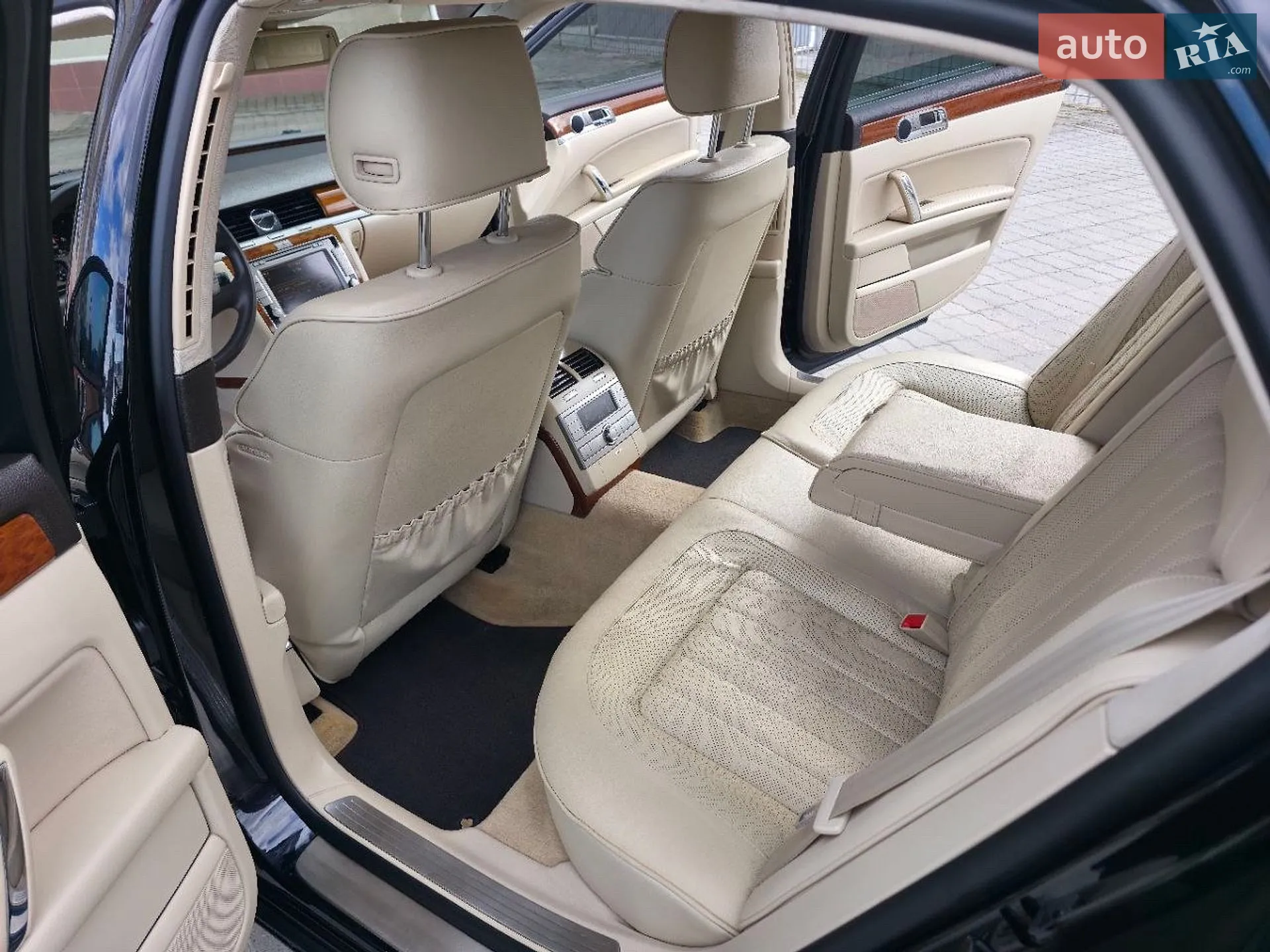2010 Volkswagen Phaeton - мініатюра 42