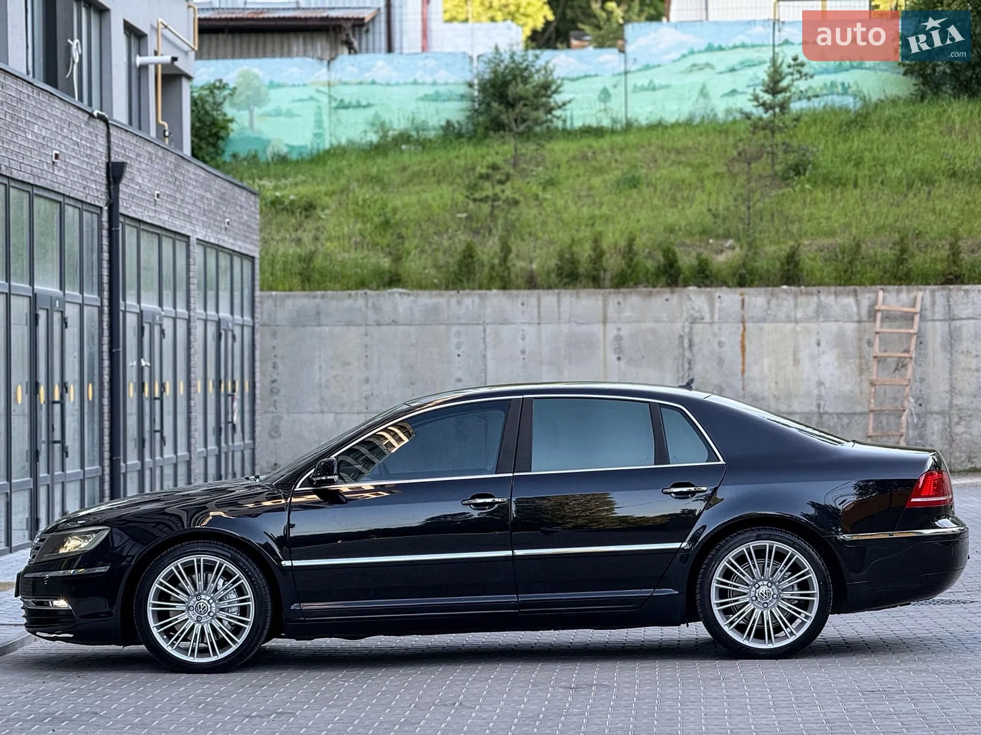 2010 Volkswagen Phaeton - мініатюра 15