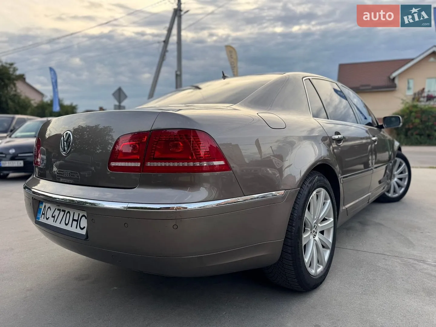 2011 Volkswagen Phaeton - мініатюра 11