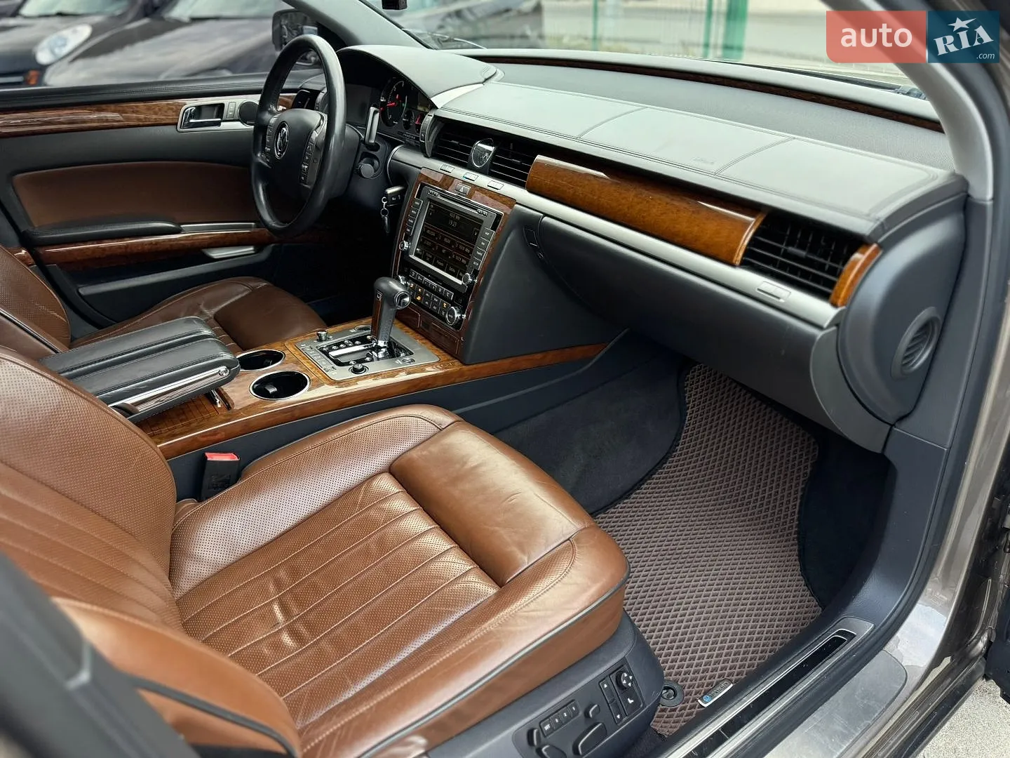 2011 Volkswagen Phaeton - мініатюра 45