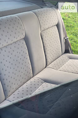 Хэтчбек Volkswagen Pointer 2006 в 