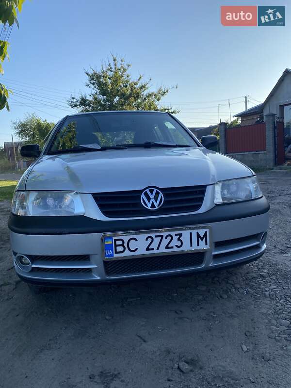 Хэтчбек Volkswagen Pointer 2004 в Сокале