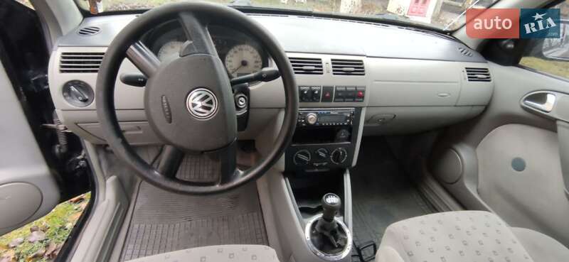 Хэтчбек Volkswagen Pointer 2006 в Ковеле фото 10 Хэтчбек Volkswagen Pointer 2006 в Ковеле