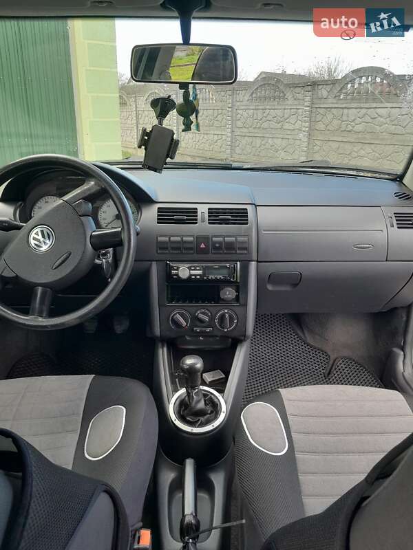 Хэтчбек Volkswagen Pointer 2004 в Дрогобыче
