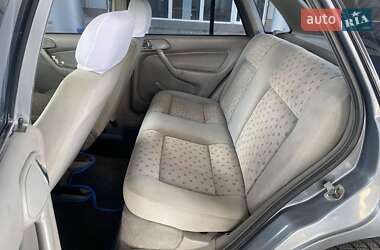 Хэтчбек Volkswagen Pointer 2005 в 