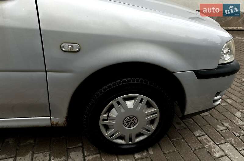 Хэтчбек Volkswagen Pointer 2004 в Харькове
