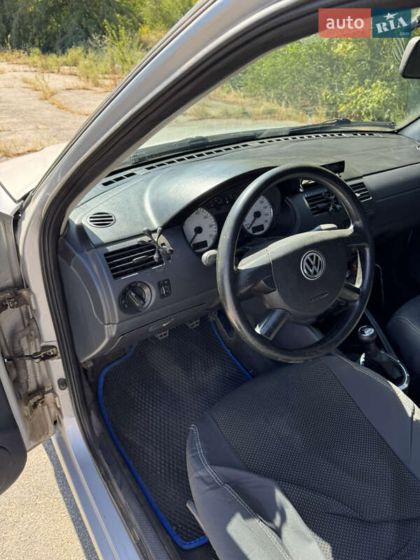 Хетчбек Volkswagen Pointer 2005 в Запоріжжі