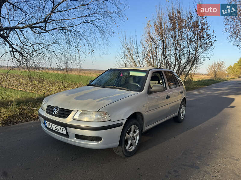 Volkswagen Pointer 2004