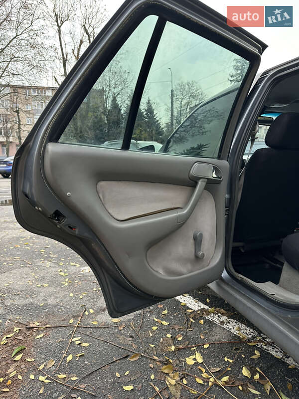 Хетчбек Volkswagen Pointer 2006 в Дніпрі