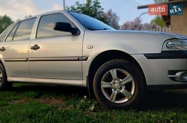 Хэтчбек Volkswagen Pointer 2004 в Полтаве