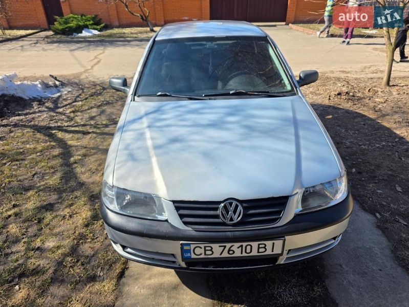 Хэтчбек Volkswagen Pointer 2004 в Чернигове