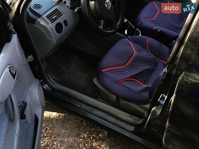 Хетчбек Volkswagen Pointer 2006 в Горохові