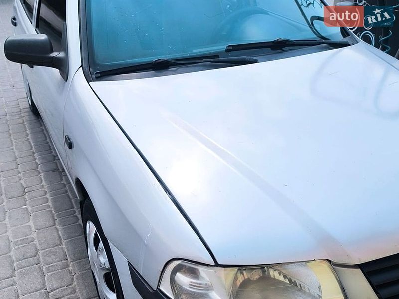 Хетчбек Volkswagen Pointer 2005 в Ірпені