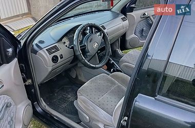 Хэтчбек Volkswagen Pointer 2006 в Черновцах