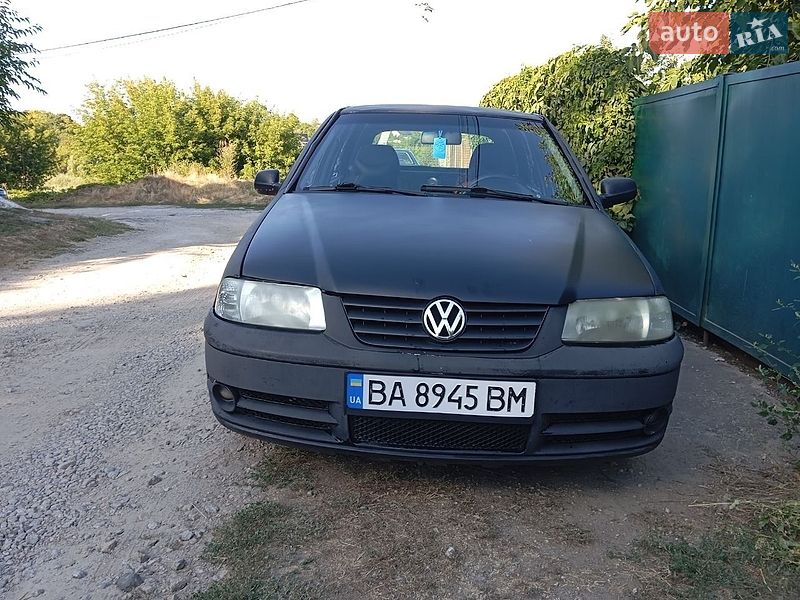 Хетчбек Volkswagen Pointer 2004 в Кропивницькому