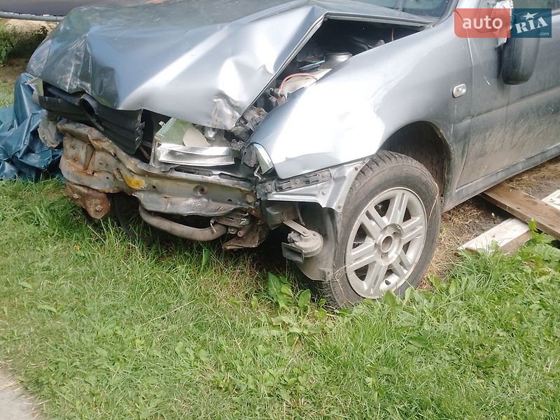 Хэтчбек Volkswagen Pointer 2005 в Харькове Хэтчбек Volkswagen Pointer 2005 в Харькове