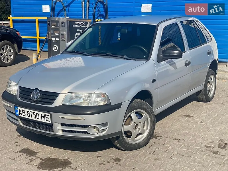 Volkswagen Pointer 2004