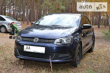 Седан Volkswagen Polo 2011 в Киеве