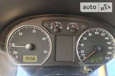 Хетчбек Volkswagen Polo 2002 в 