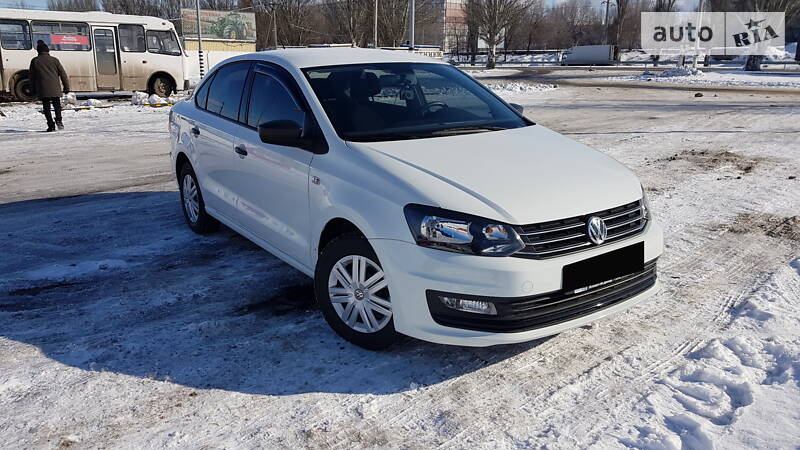 Седан Volkswagen Polo 2016 в Дніпрі