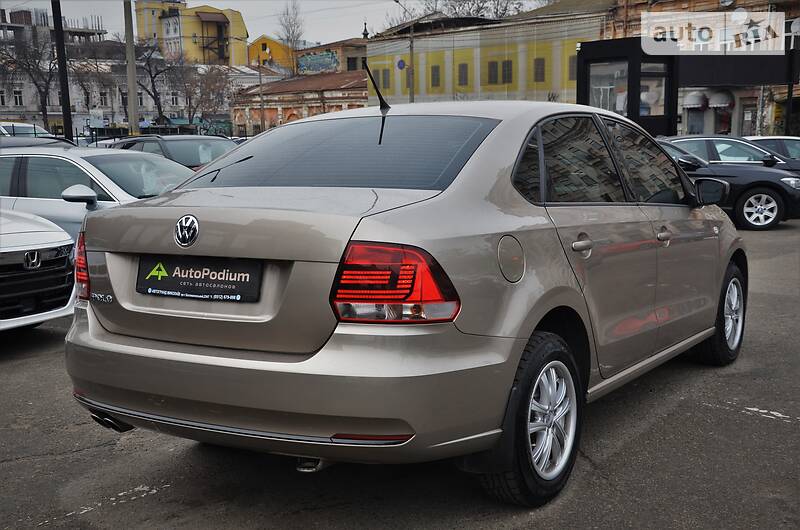 Седан Volkswagen Polo 2018 в Киеве