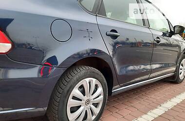 Седан Volkswagen Polo 2013 в 