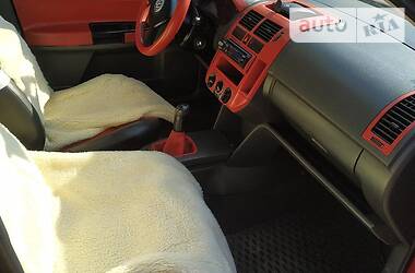 Хетчбек Volkswagen Polo 2003 в 