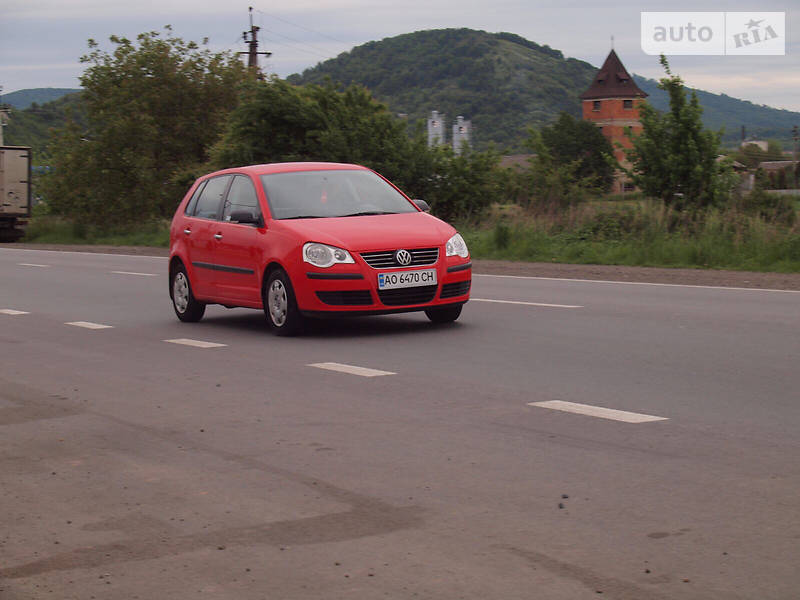 Хетчбек Volkswagen Polo 2005 в Мукачевому