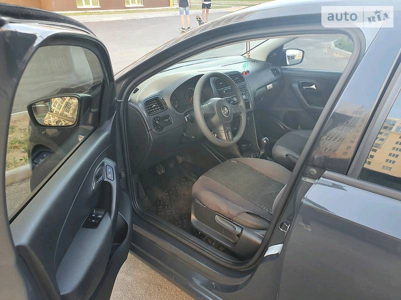 Седан Volkswagen Polo 2012 в Чернігові фото 10 Седан Volkswagen Polo 2012 в Чернігові