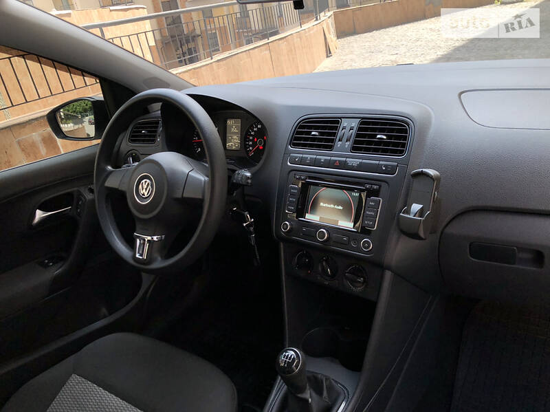 Купе Volkswagen Polo 2013 в Києві фото 11 Купе Volkswagen Polo 2013 в Києві
