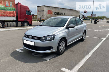 Седан Volkswagen Polo 2012 в 