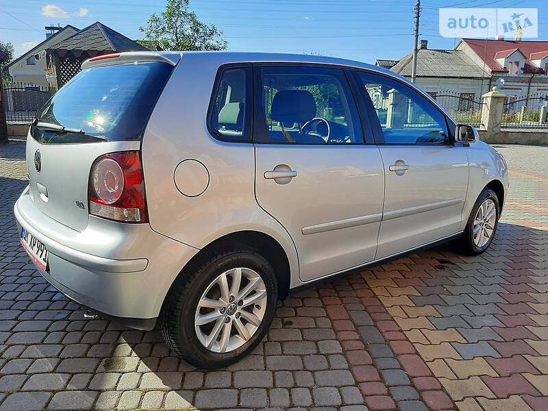 Хетчбек Volkswagen Polo 2007 в Самборі