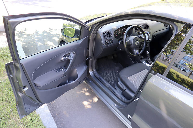 Хетчбек Volkswagen Polo 2012 в Дніпрі