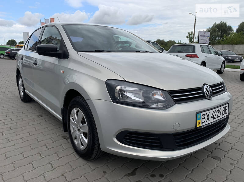 Седан Volkswagen Polo 2011 в Хмельницькому